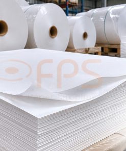 Cận cảnh giấy poluya tấm bề mặt mịn, nhẹ, phù hợp đóng gói hàng thời trang cao cấp. FPS Miền Nam.